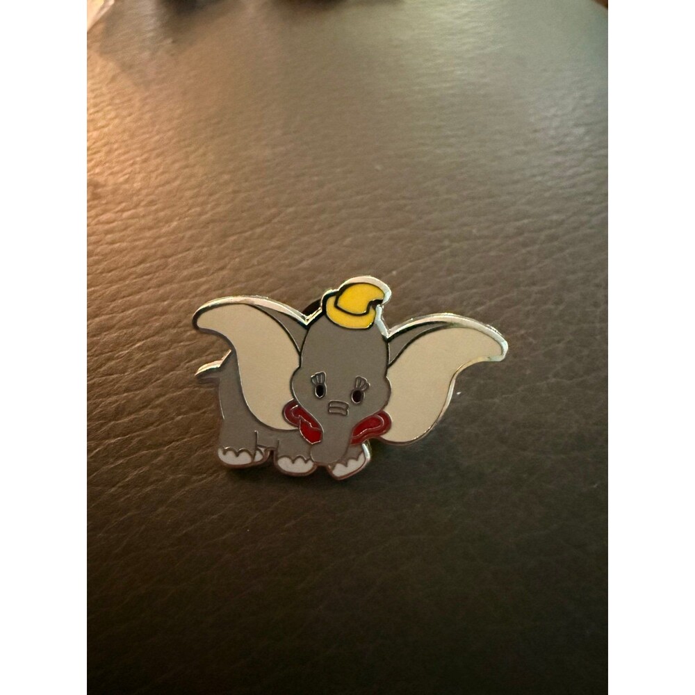 2010 Disney Booster Pin Cute Character Animals Baby Dumbo
